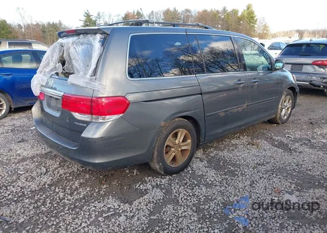 2008 Honda Odyssey Touring z USA, uszkodzony, nr VIN 5FNRL38948B112218